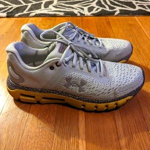 Women's Under Armour HOVR Infinite 2 Size 10.5